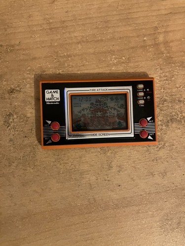Nintendo game watch - game,